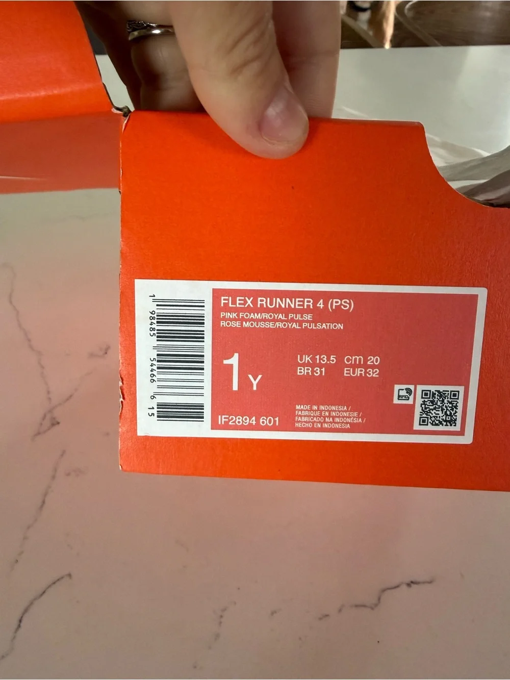 Nike lightweight slip